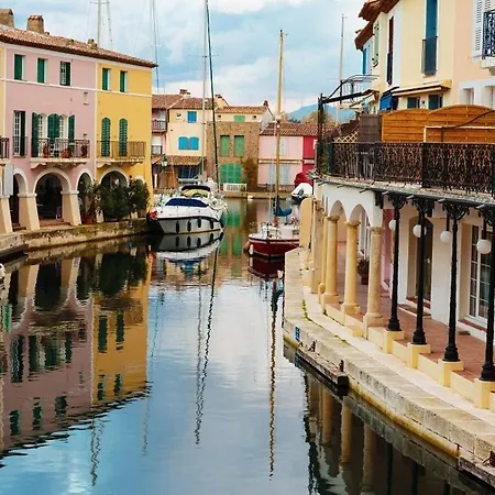 Les Pieds Dans L'eau Apartment